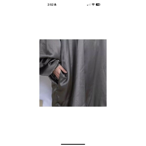 Kitsch Glazey Soft Luxurious Satin Frictionless Fabric Breathable Regular Hoodie - Picture 4 of 5